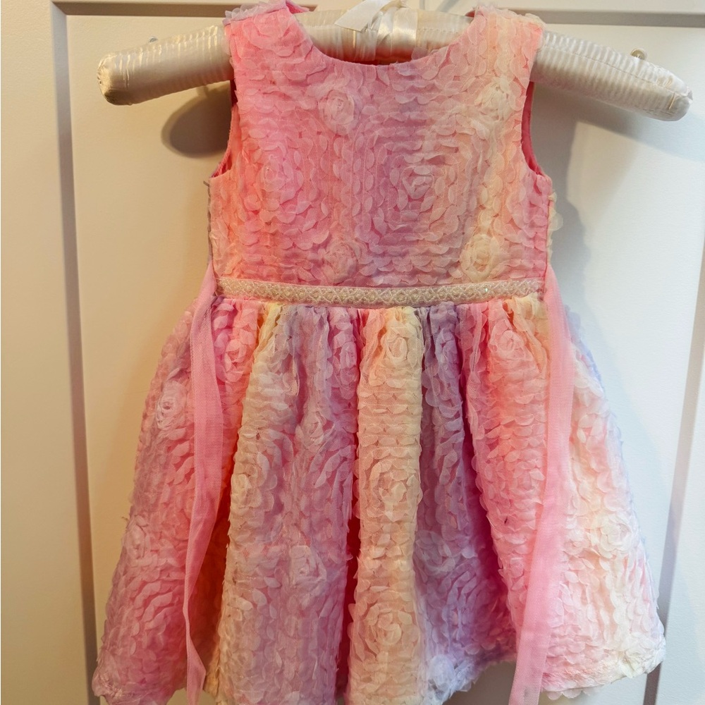Floral Pink and Cream Sleeveless Dress